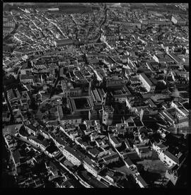 Vista aérea da cidade de Évora