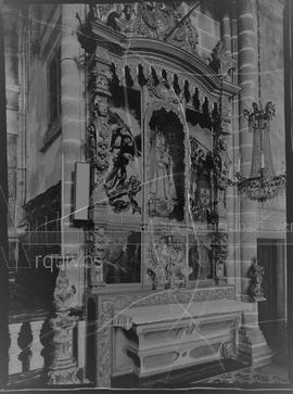 Altar do cruzeiro (lado da Epístola)