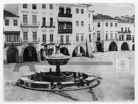 Reprodução de imagem da Praça do Giraldo