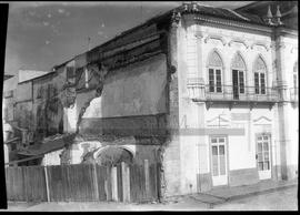 Demolição de edifícios para abertura da Rua de Olivença