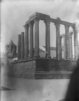 Reprodução de uma imagem do templo romano