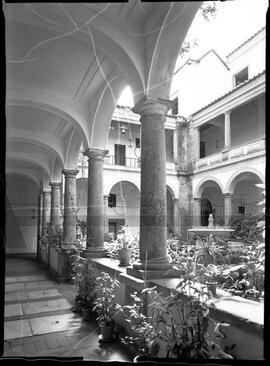 Claustro do Convento do Calvário
