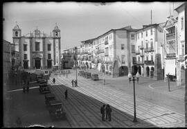 Vista sobre a Praça do Giraldo