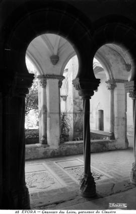 Convento dos Lóios, pormenor do claustro