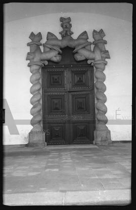 "Porta dos nós" da Igreja do Carmo