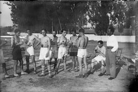 Jogadores do Lusitano numa pausa após os treinos