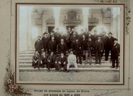 Grupo de alunos do Liceu de Évora dos anos de 1886 e 1890