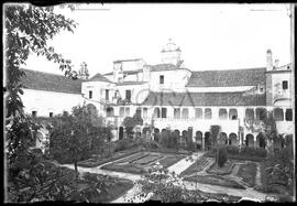 Claustro do Convento de São Bento de Castris