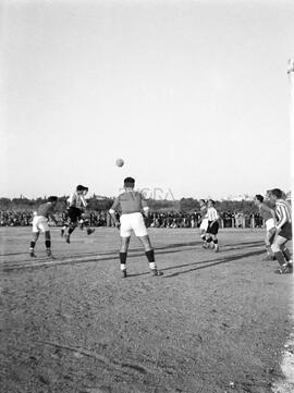 Fase de um jogo de futebol não identificado