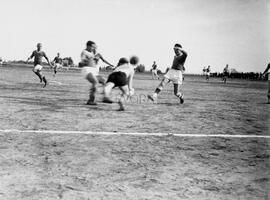 Fase de um jogo de futebol não identificado