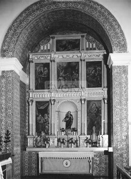 Altar com retábulo da vida da Virgem (igreja não identificada)