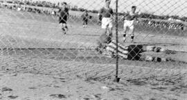 Guarda-redes de equipa não identificada