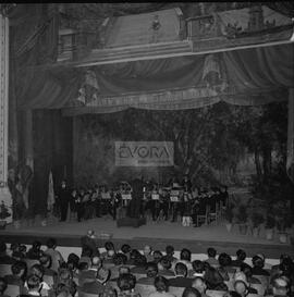 Vista geral do palco e da plateia