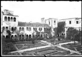 Claustro do Convento de São Bento de Castris