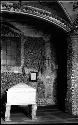 Interior da Capela dos Ossos