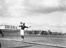 Fase de um jogo de futebol não identificado