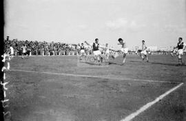 Jogo de futebol não identificado (24/04/1955)