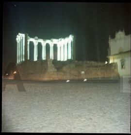 Templo Romano (aspecto nocturno)