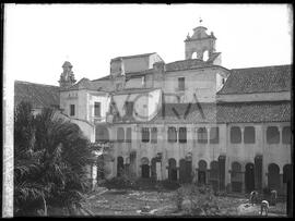 Claustro do Convento de São Bento de Cástris