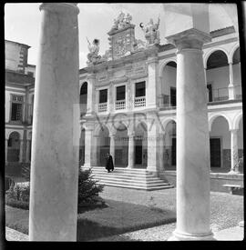 Claustro da Universidade