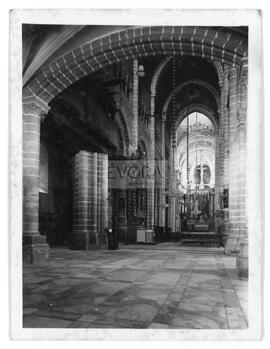 Nave central da Sé de Évora