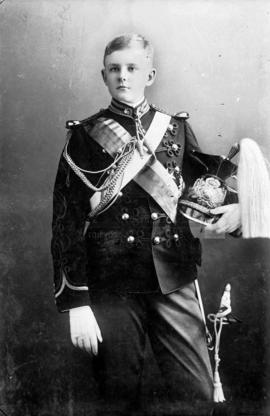 Reprodução de retrato fotográfico do Príncipe Dom Luiz de Bragança