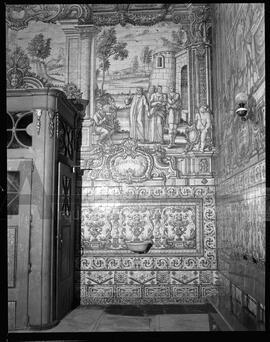 "Dar bom conselho", painel de azulejos representando uma das dez obras das Misericórdias
