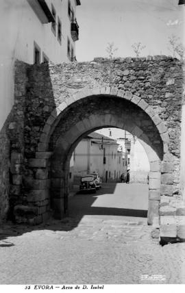 Arco de D. Isabel
