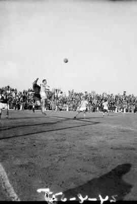 Jogo de futebol não identificado (24/04/1955)