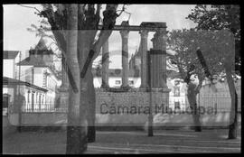 Templo visto do jardim Diana