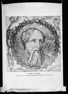 Reprodução de uma página de um livro (retrato de Nuno Álvares)
