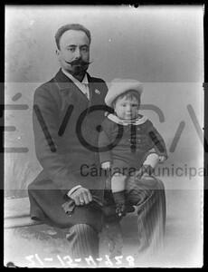 Reprodução de um retrato antigo de Jerónimo Delphim e Mário Delphim