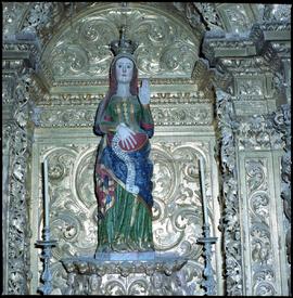 Imagem de Santo do altar-mor da igreja de São Vicente