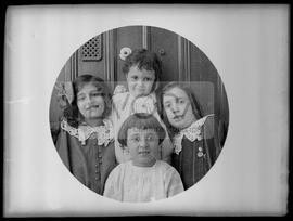 Retrato de grupo em Lisboa (família Sepúlveda)