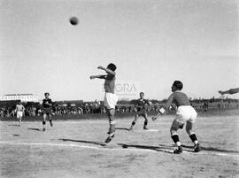Fase de um jogo de futebol não identificado