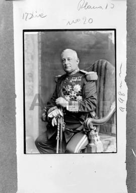 Reprodução de retrato fotográfico de General Primo de Rivera