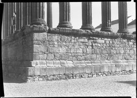 Pódio do Templo Romano
