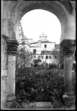 Claustro do Convento de São Bento de Castris