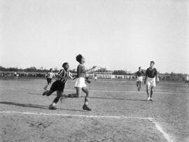 Fase de um jogo de futebol não identificado